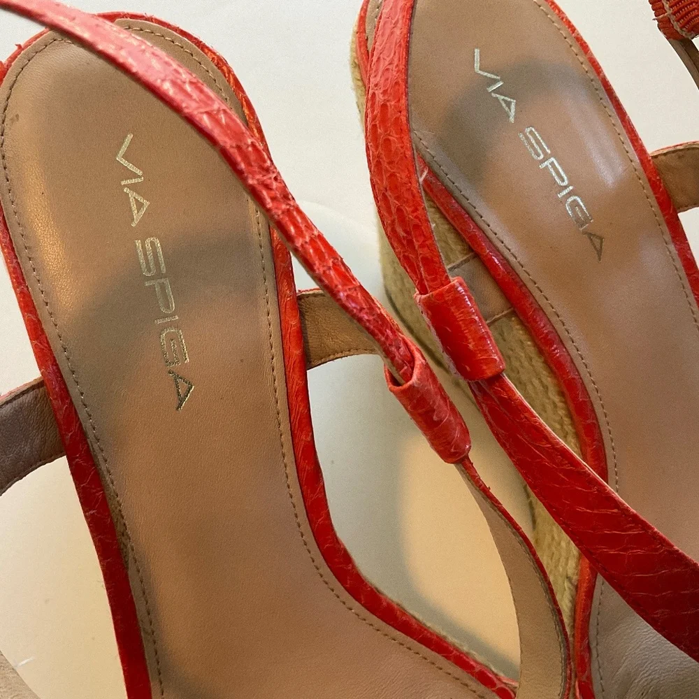 VIA SPIGA Wendi Crisscross Orange Snake Embossed Leather Wedge Sandal Size  8.5